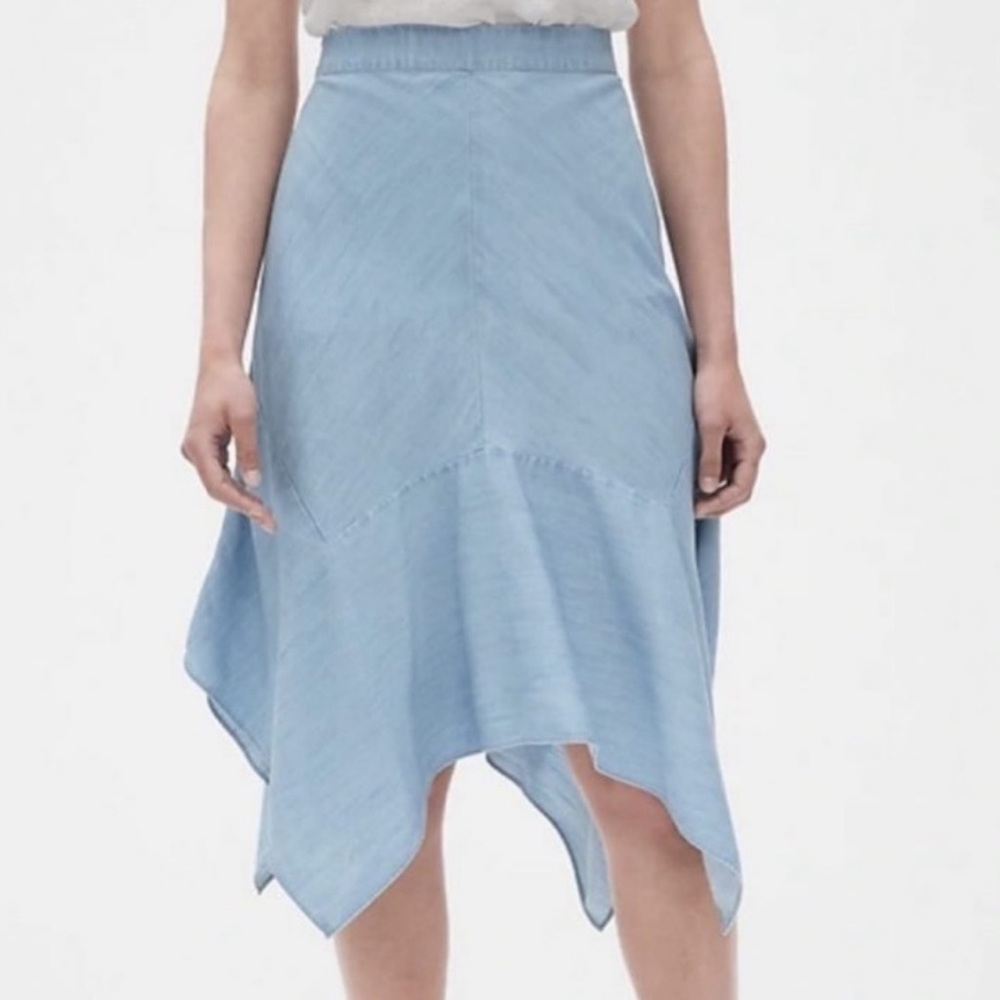 Gap light denim blue asymmetrical hem skirt